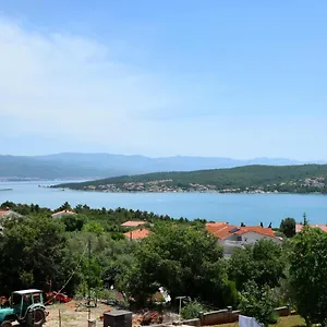 Apartment Rose, Čižići